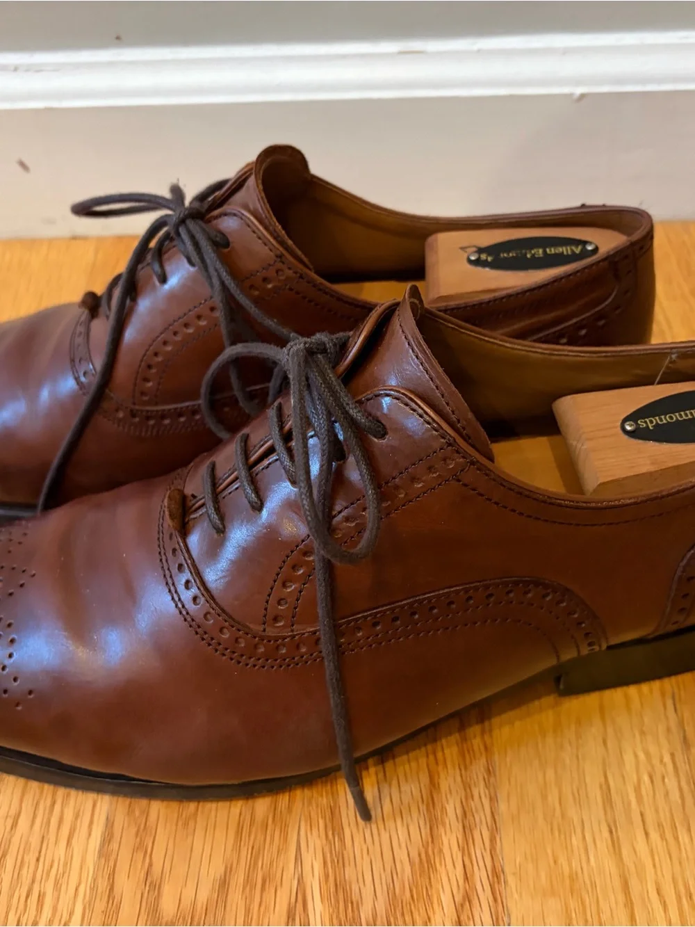 Allen Edmonds Brown Oxfords size 9.5